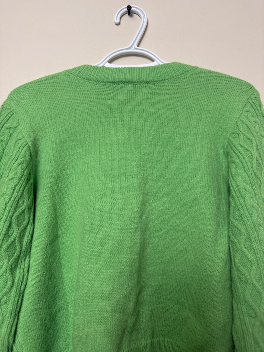 Lush Celery Green Cable Knit Cardigan L V-Neck Button Front Cropped Cozy Sweater - Picture 7 of 7